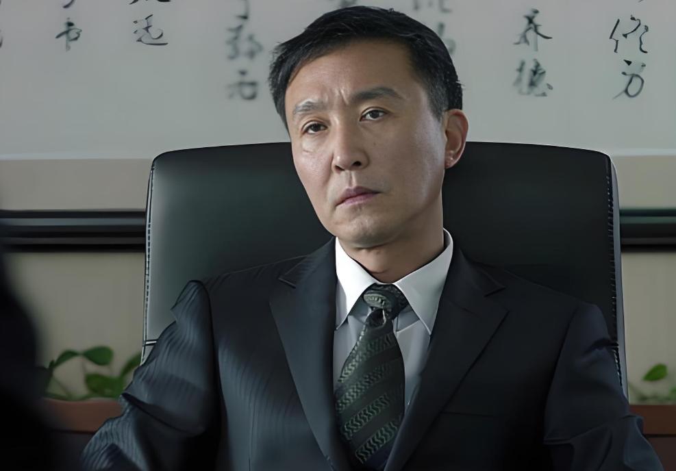 年羹尧跟李达康相比，谁的地位更高？
咱就这么讲吧！
即便年羹尧杀了李达康，顶多也