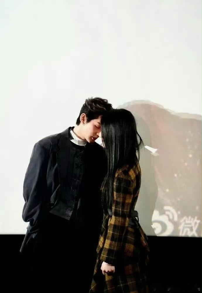 谁家男女主娃都生了还在争上下 我嘞个豆，导演，这是我能听的吗，简直不要太甜了，导