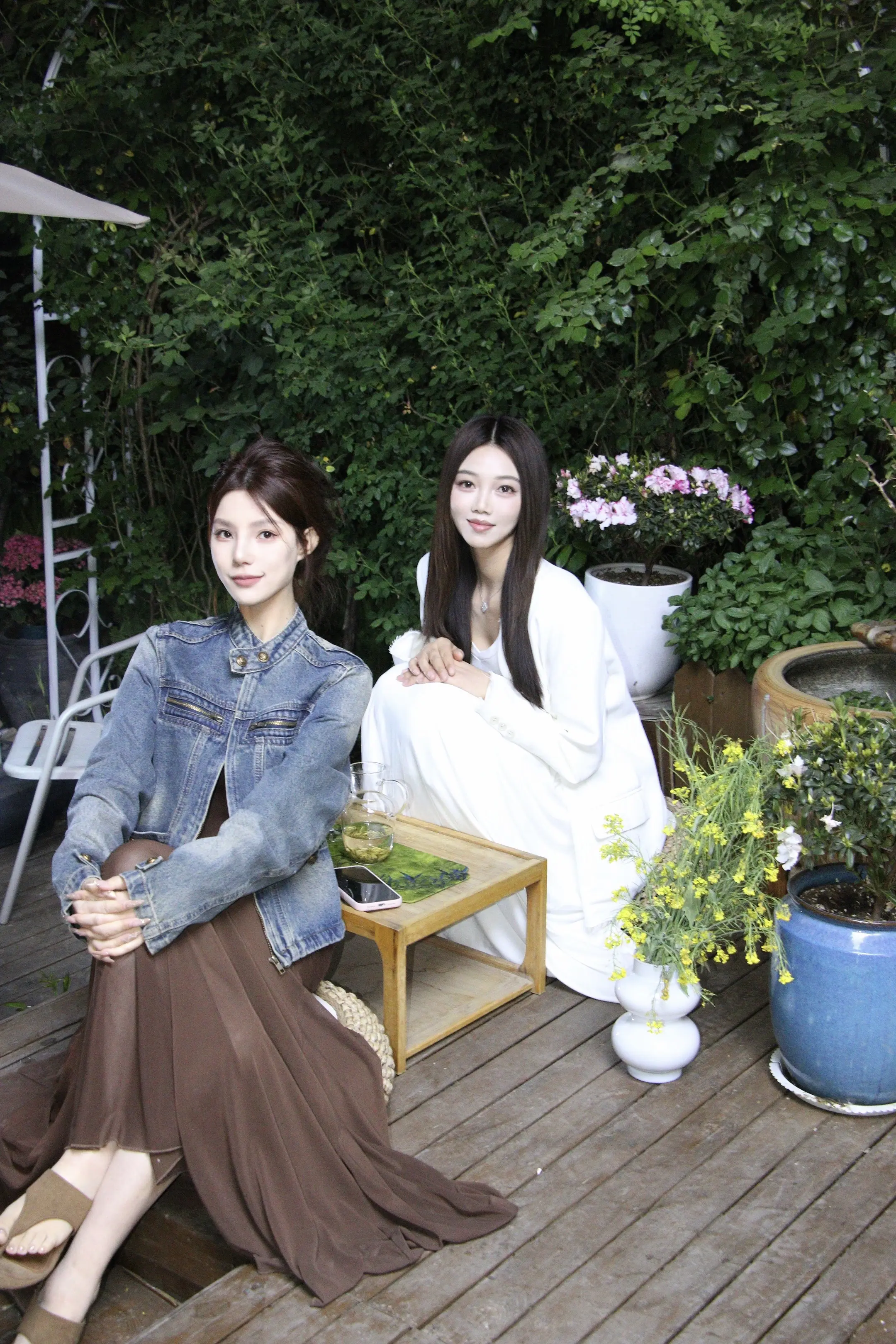 坐在春天的夜晚 喝杯夜茶。