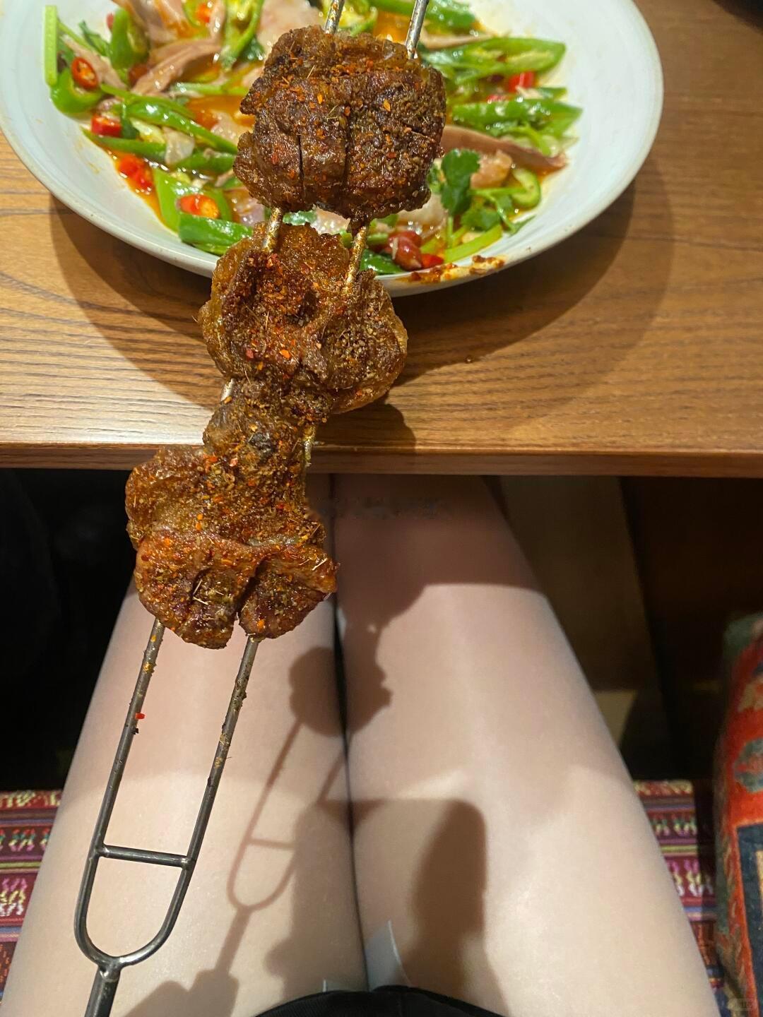 烤大腰子大羊排 很漂亮