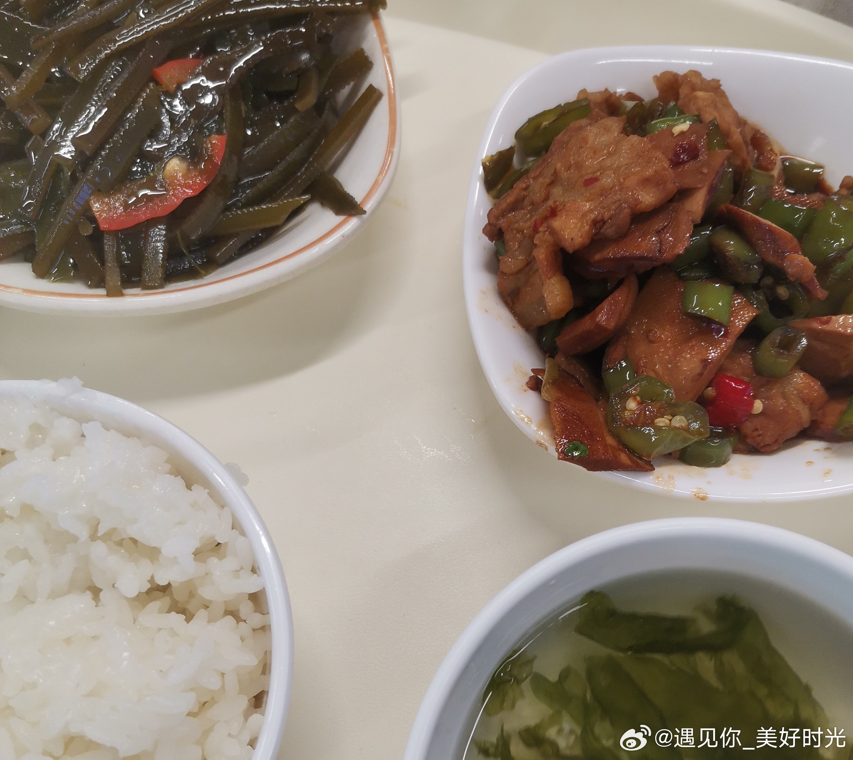 中午随便搞点吃的 