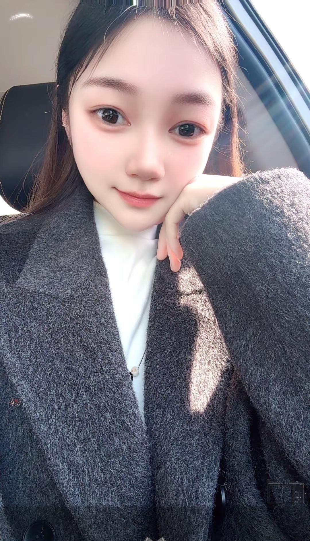 生活最好的状态就是人静 物简 心安…