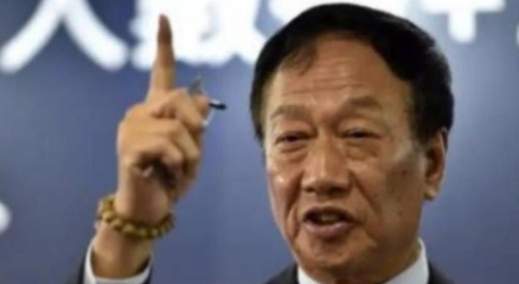 “我开私人飞机也要去送物资！”这句狂妄的狠话，竟出自靠大陆红利发家的富士康创始人