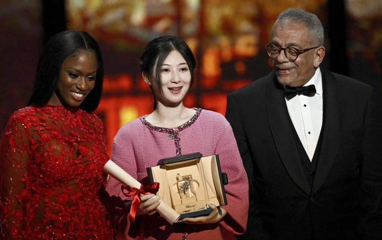 最冷的哈尔滨拍出了最热的电影 十五年可以改变很多事情，但改变不了的是那份初心。从