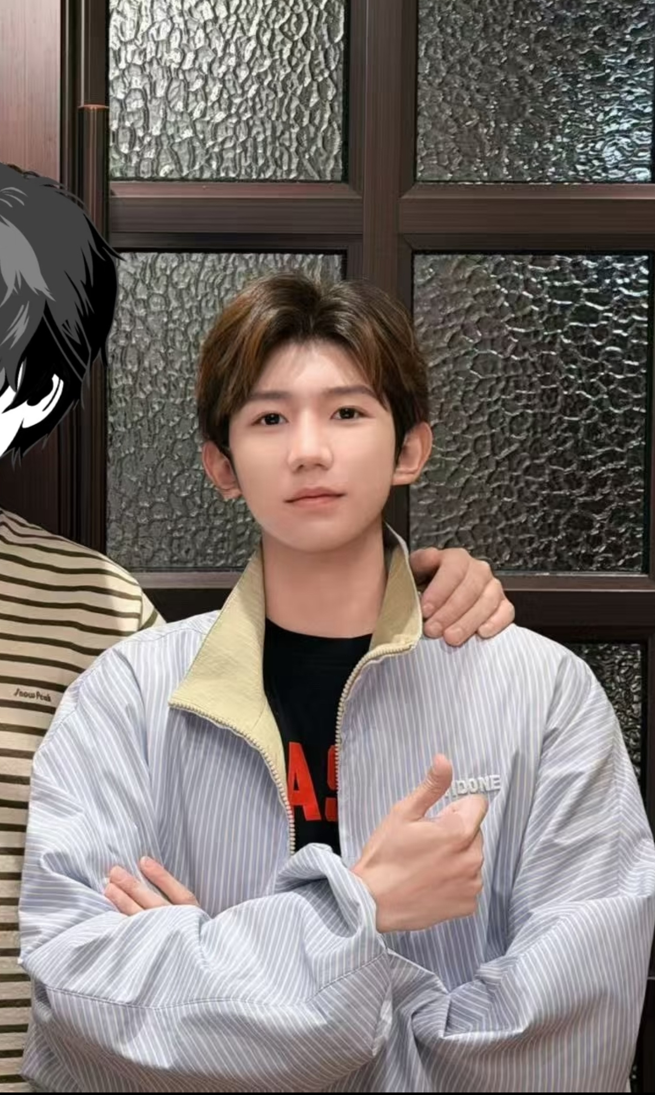 此男素颜也如此之帅王源