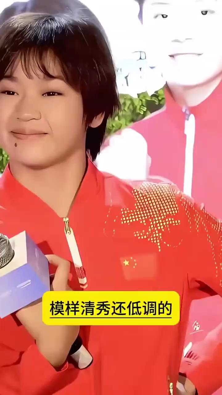郭晶晶没料到，陈若琳没料到，就连陈芋汐都没想到，那个出身农家，模样清秀还低调的小