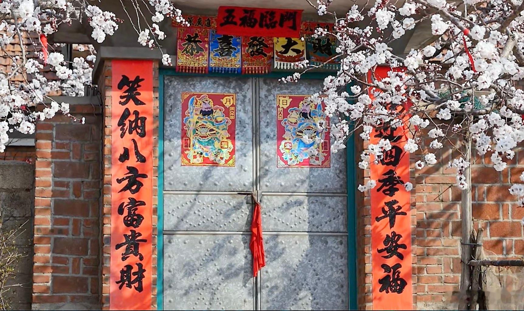 今天在大孤山等人，才发现这场杏梅花活动有多满，这才是真顶流。杏花长廊一整段都在出