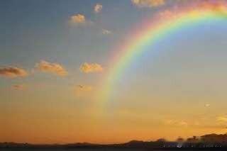 七律:重阳节感怀
(平水韵 押英韵)
刘明

登高极目意驰骋，
放眼山河蒙气生。