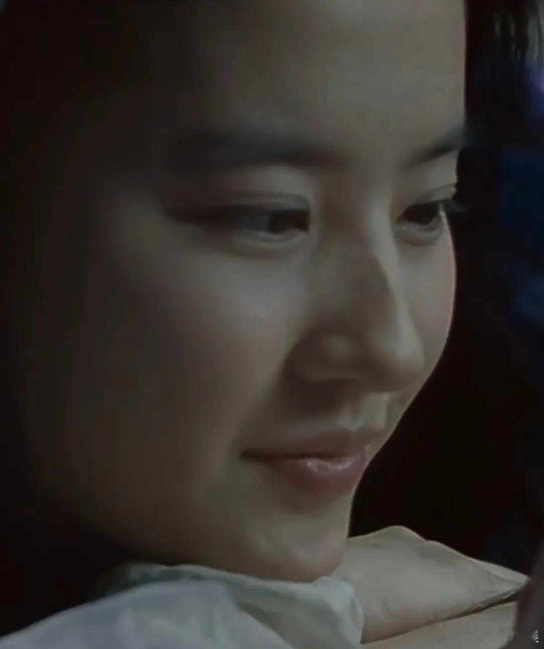 刘亦菲演了近20部电影了，为什么一个角色都爆不出来？ 