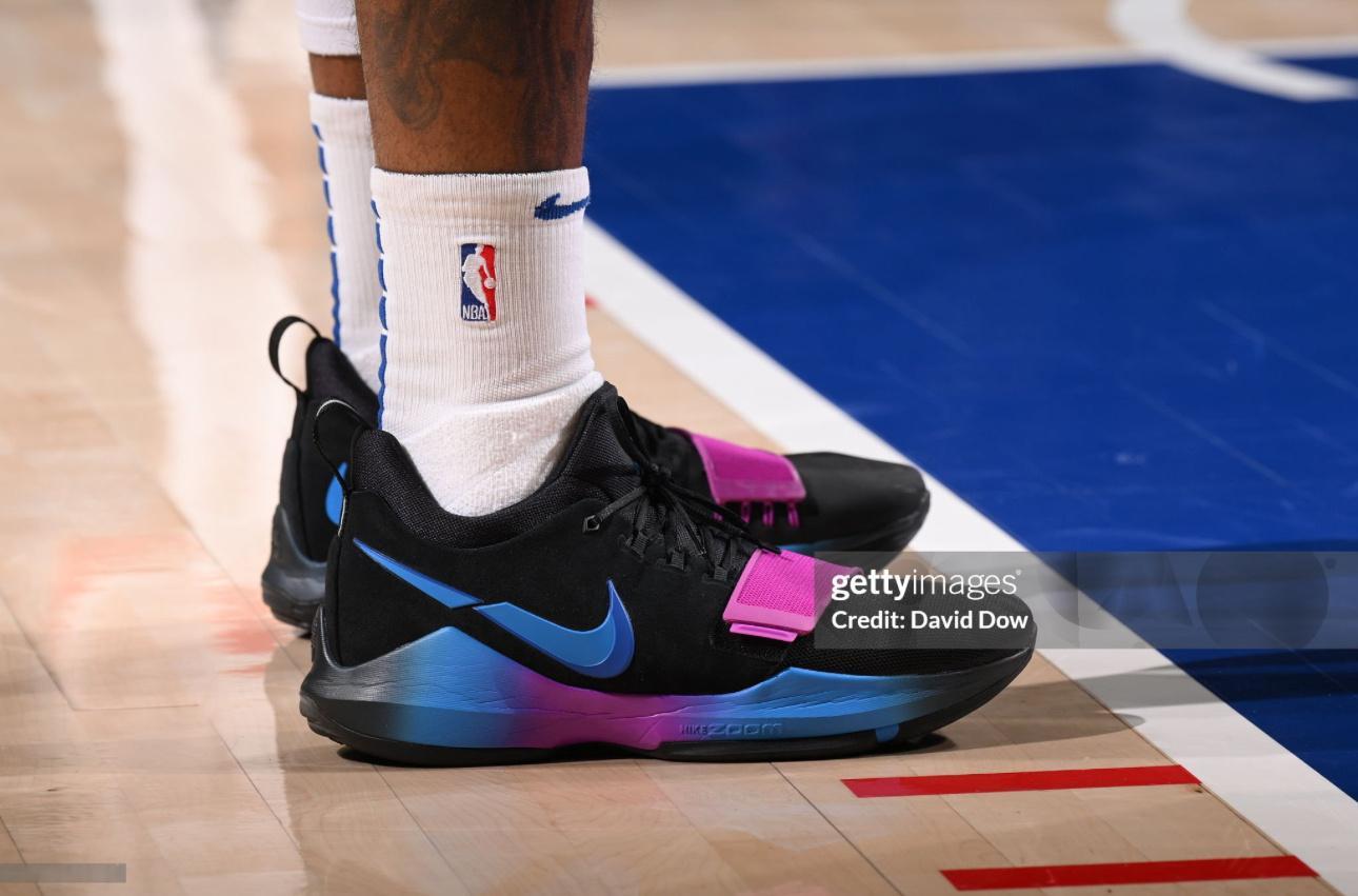球鞋图集！分享保罗·乔治今日对阵火箭队比赛上脚的一双Nike PG1“Flip 