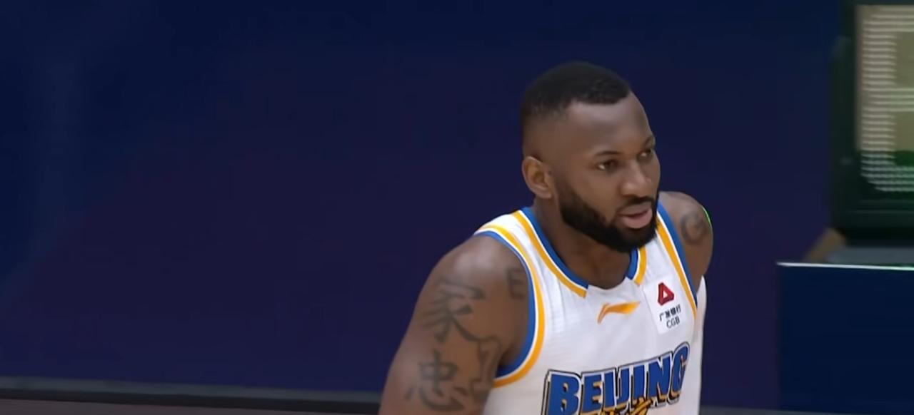 4月17日晚，CBA常规赛第40轮，山东高速男篮主场76 - 92不敌北京北汽，