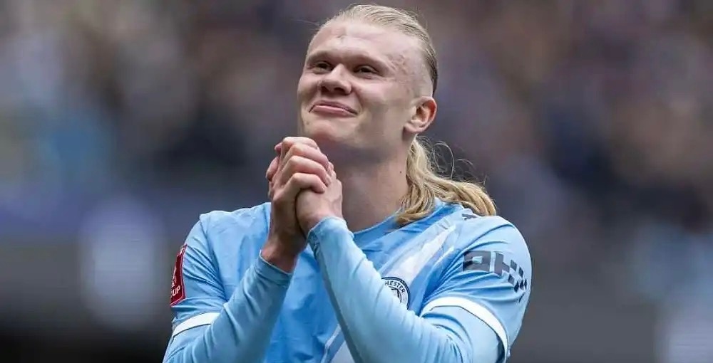 哈兰德展望曼城未来曼城哈兰德出席世界杯造势活动并接受采访，重磅表态留守曼城！他直