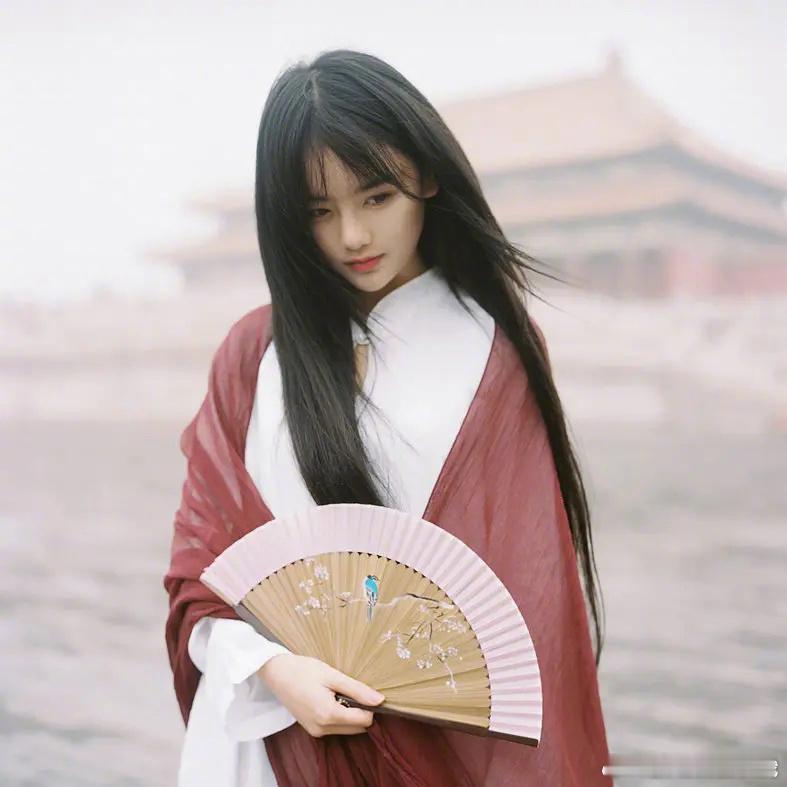 时代的记忆啊，南笙也是当年的豆瓣四大女神之一了[污]#南笙结婚# ​​​