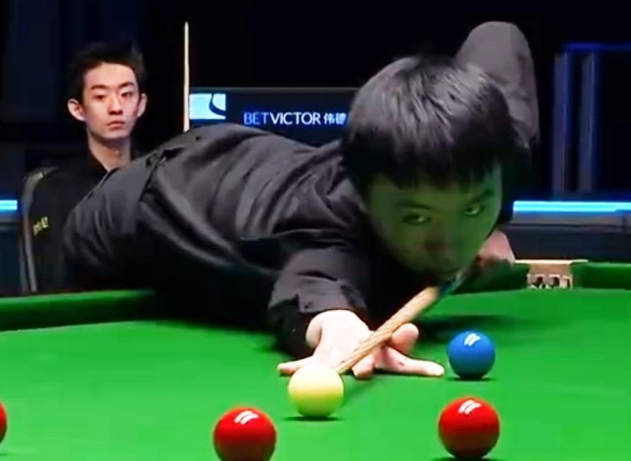 惊天大逆转！吴宜泽5-4逆转击败江俊，挺进威尔士公开赛四强！
 
 
北京时间2