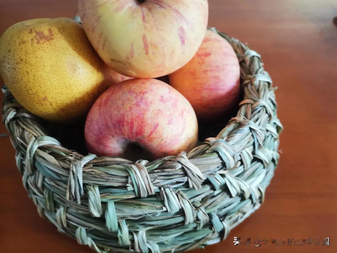 新年快乐！祝小伙伴们事事顺心如意！天天开开心心！