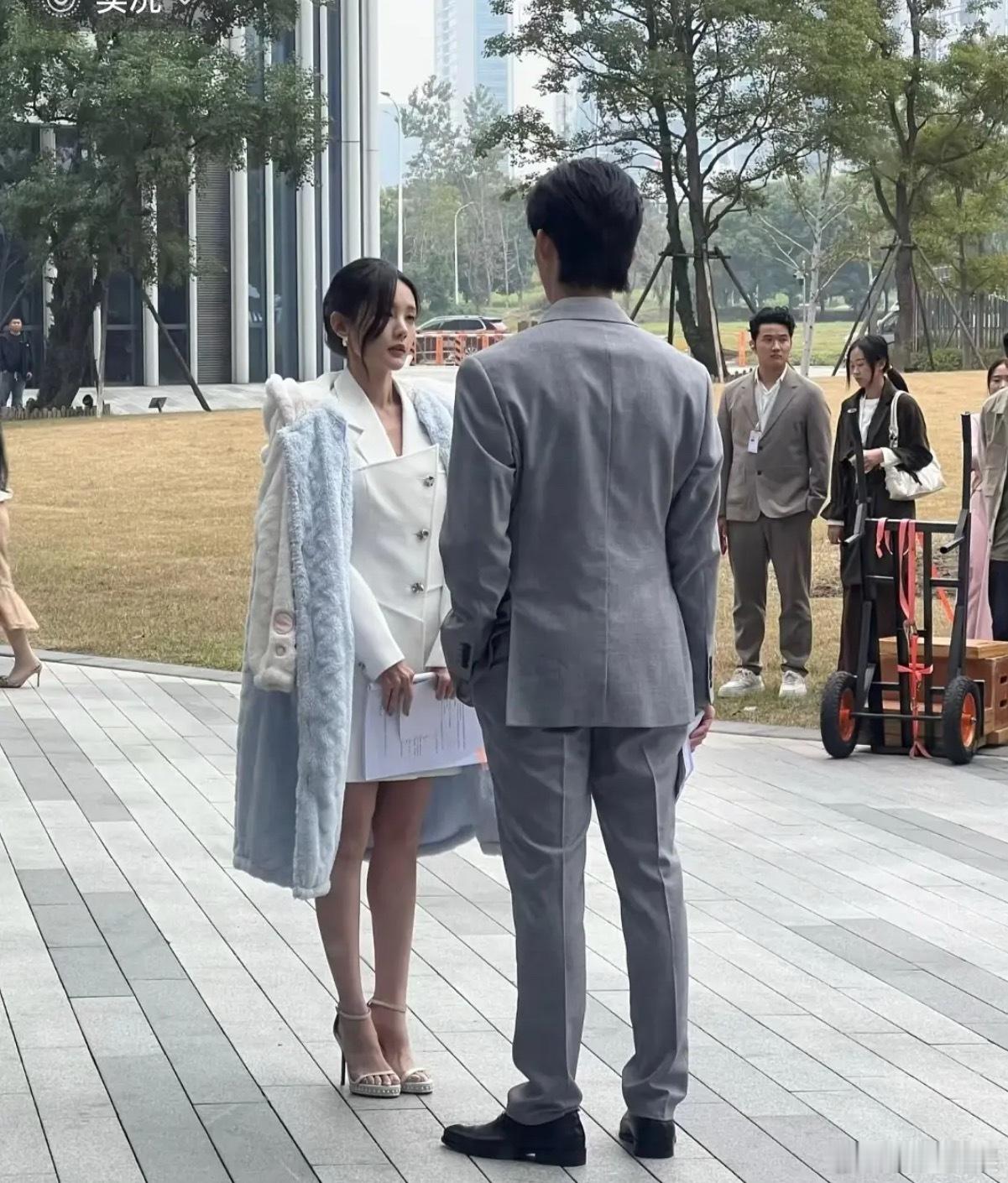 娘嘞，常华森的身材都快成六四分了，身材比例这么差的吗 