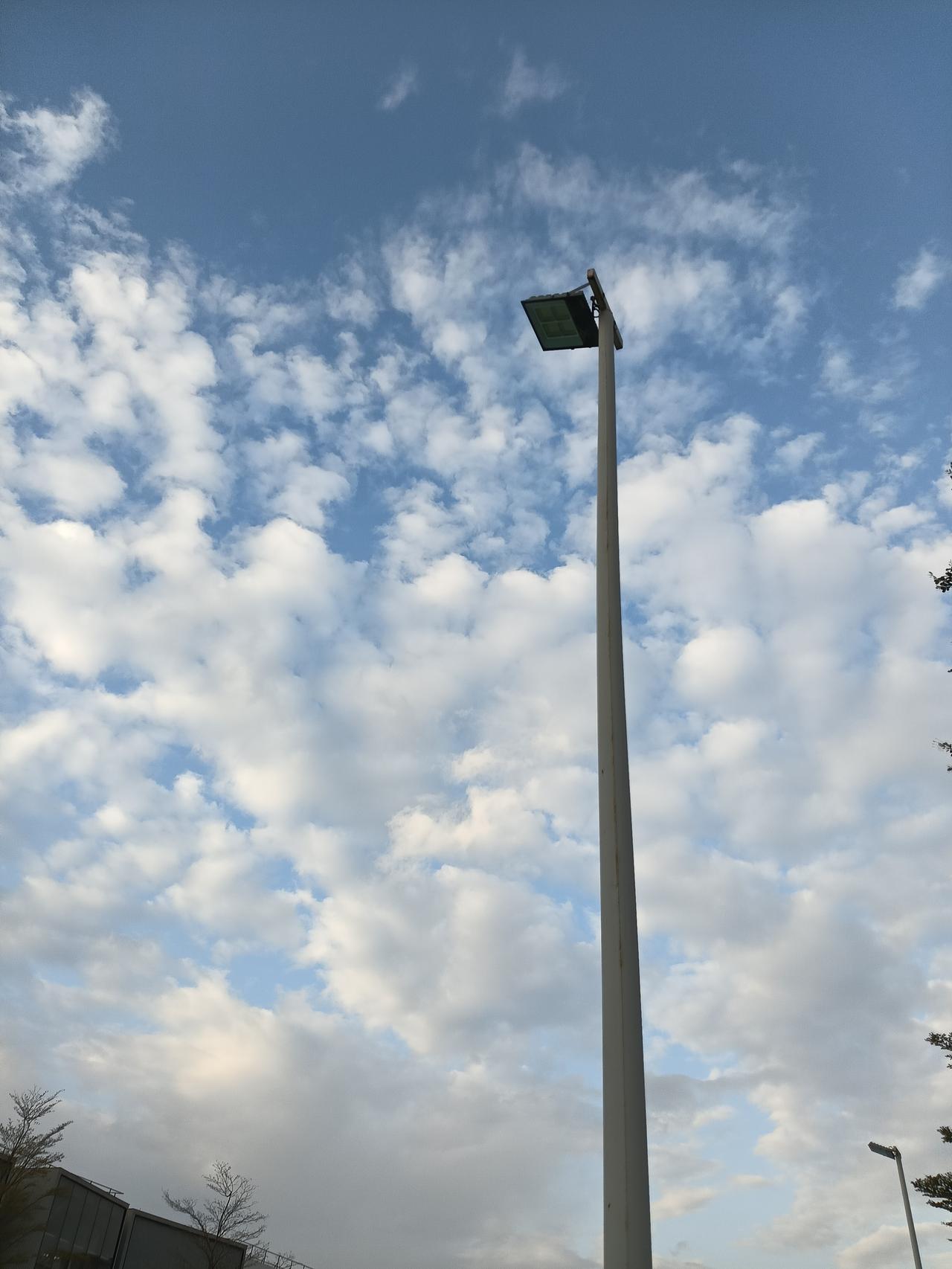 晒图笔记大赛天空太美，忍不住停下脚步留住这一刻