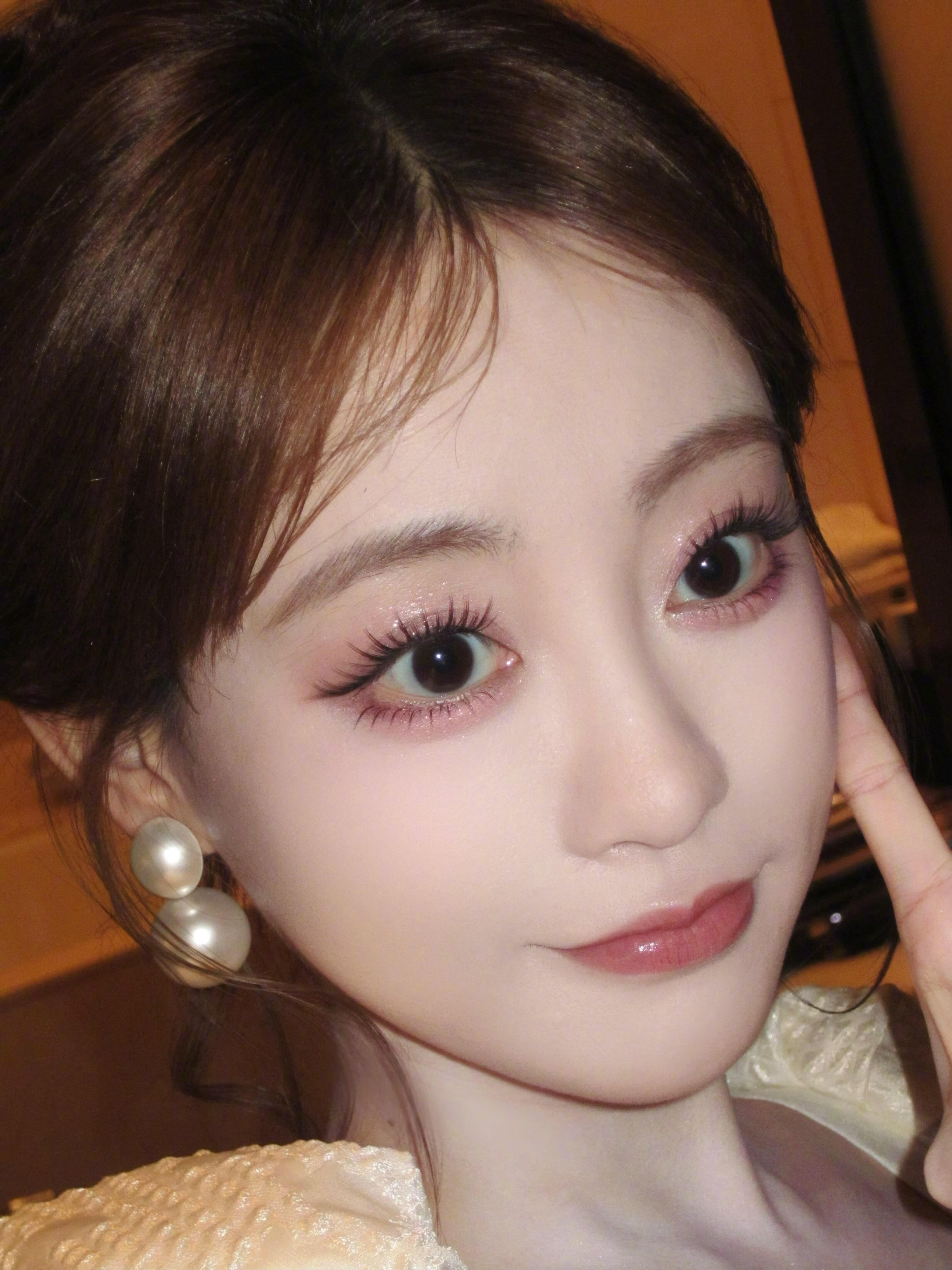 好美，就这样一直怼脸拍下去吧！[点赞][点赞][点赞] ​​​