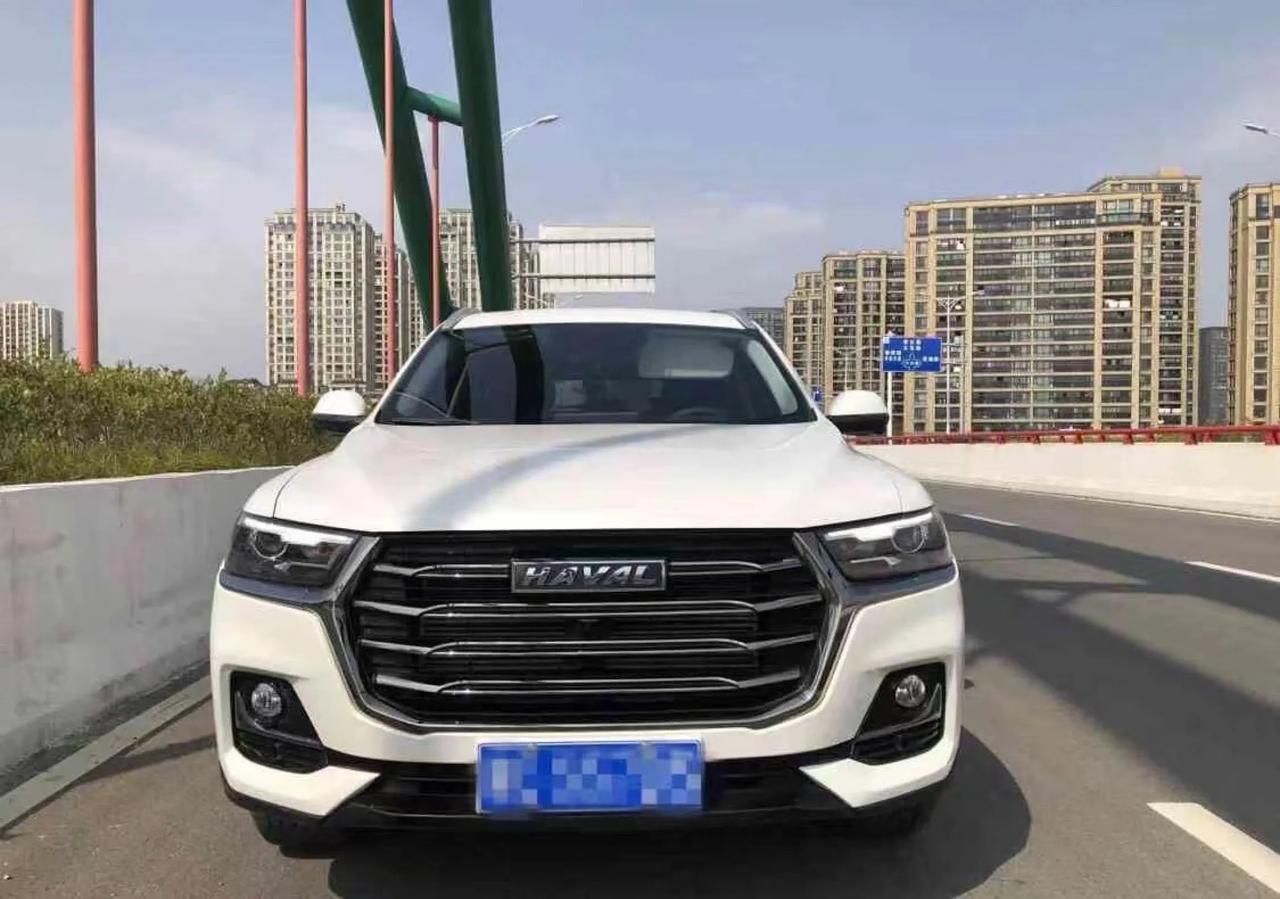 【车主：车内座椅也比较宽大，空间也是很不错】
哈弗H6 2021款国潮版1.5T