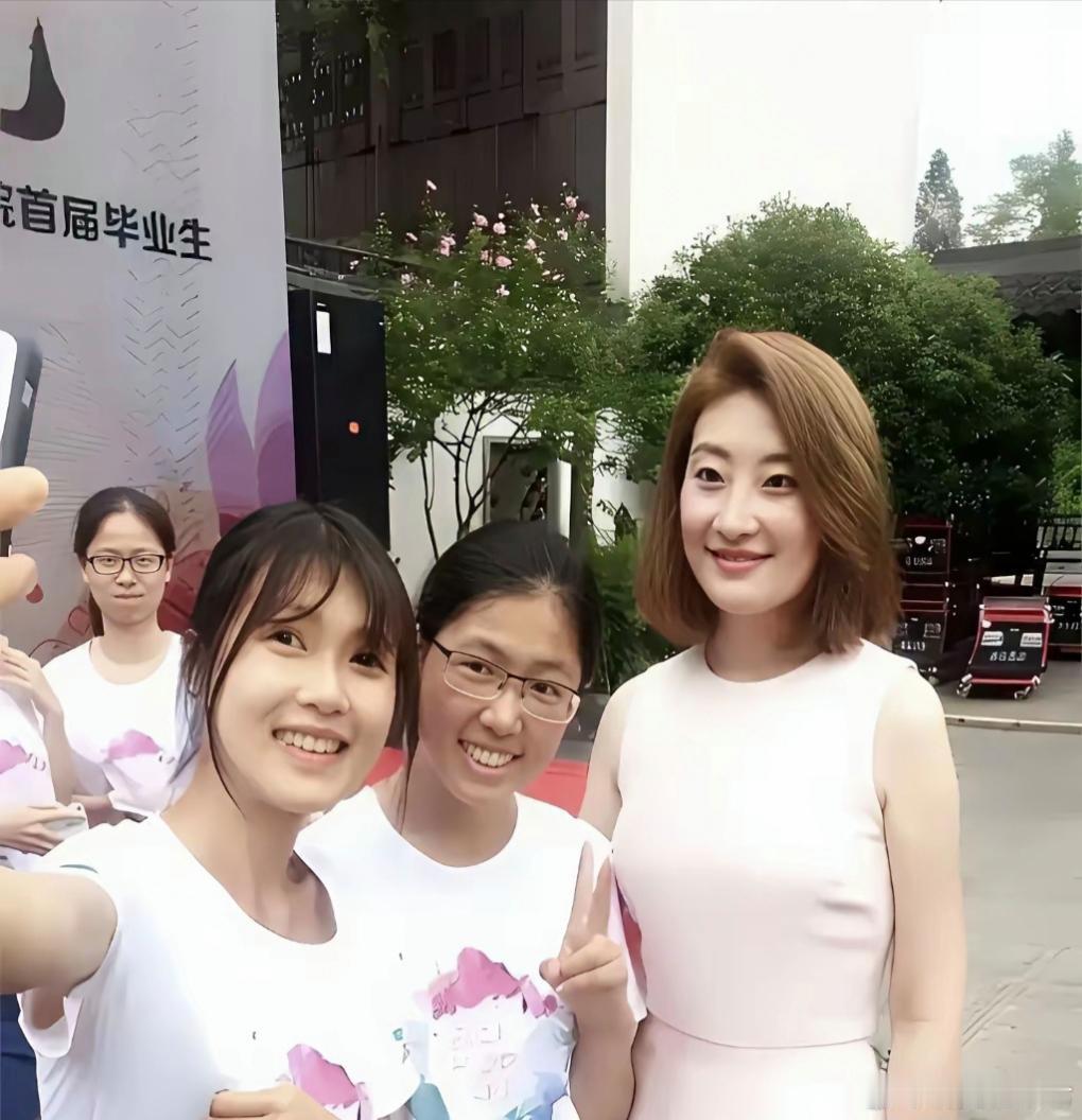 突然觉得宗馥莉其实很聪明，怪不得网友怀疑这个就是她故意引出来的第一，这场官司无论