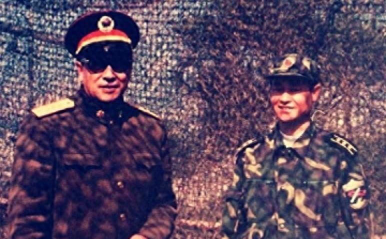 1996年陈炳德担任南京军区司令员时，与他一同搭档的领导究竟是谁呢？
1998年