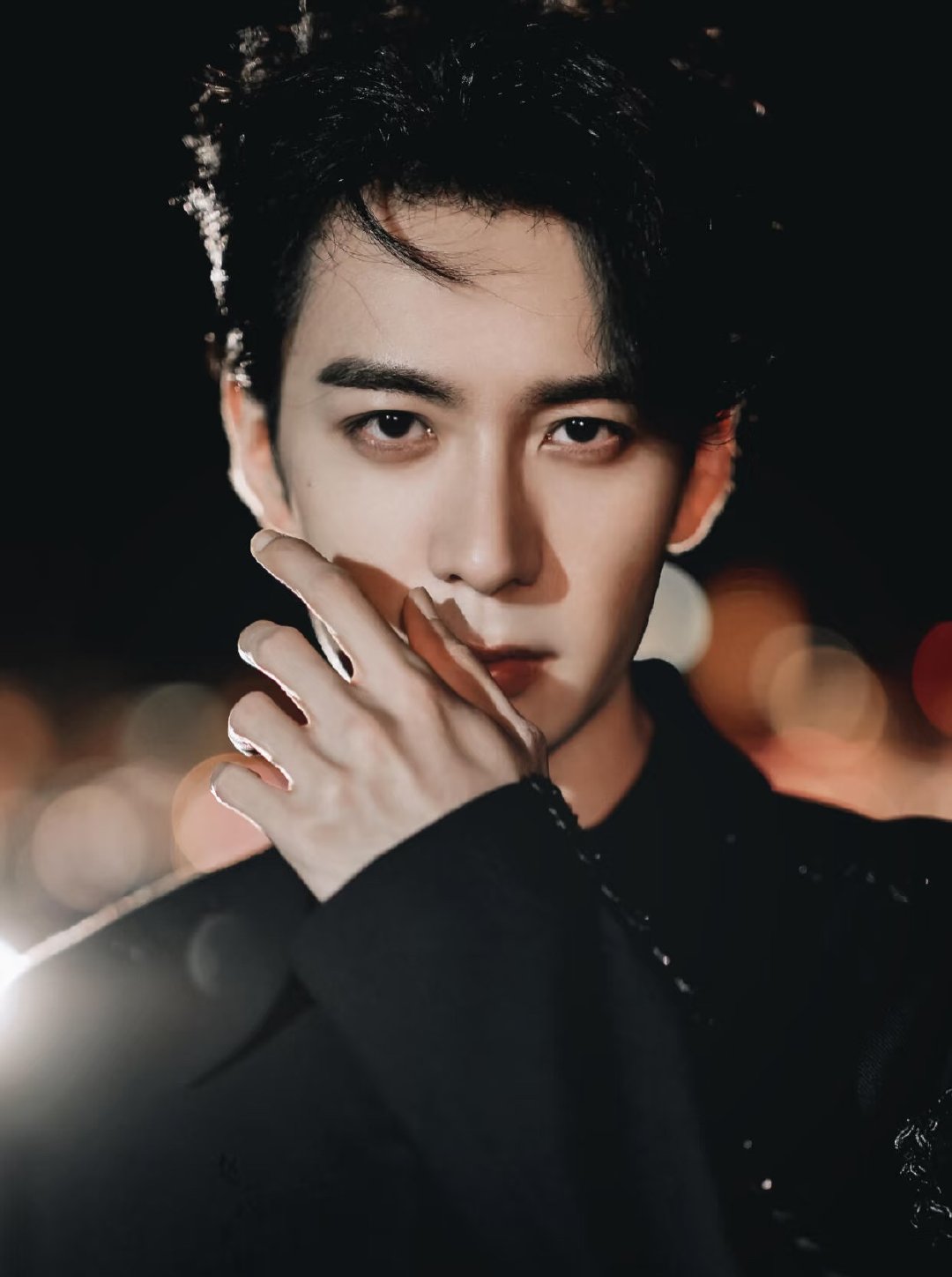 陈星旭说很喜欢王一博的表情包陈星旭认证王一博表情包好用，这波发言直接让我笑出声，