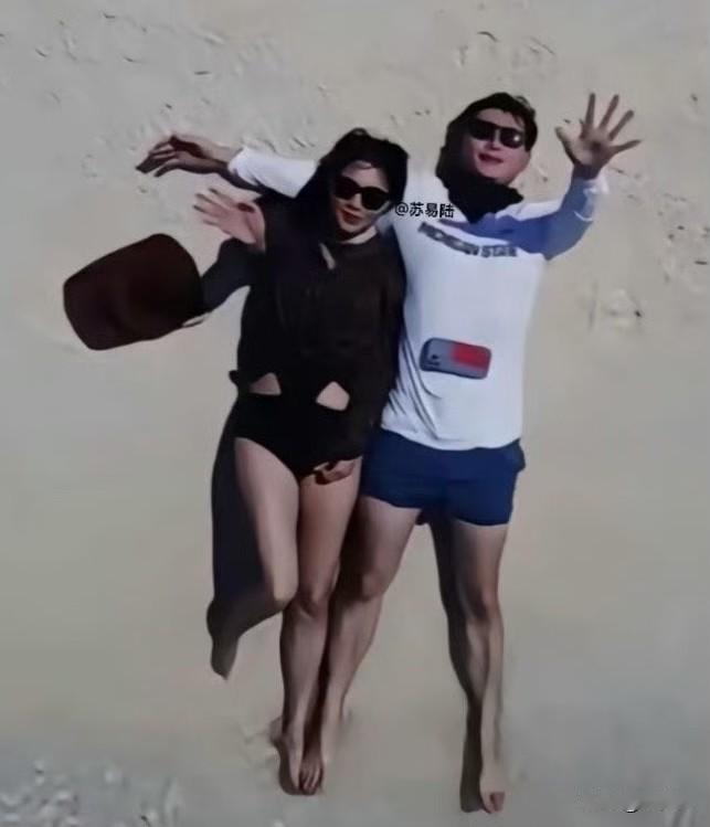 人红是非多‼️旅行博主杜克遭曝新恋情，安徽神秘女伴IP引深挖
人红是非多，杜克恋