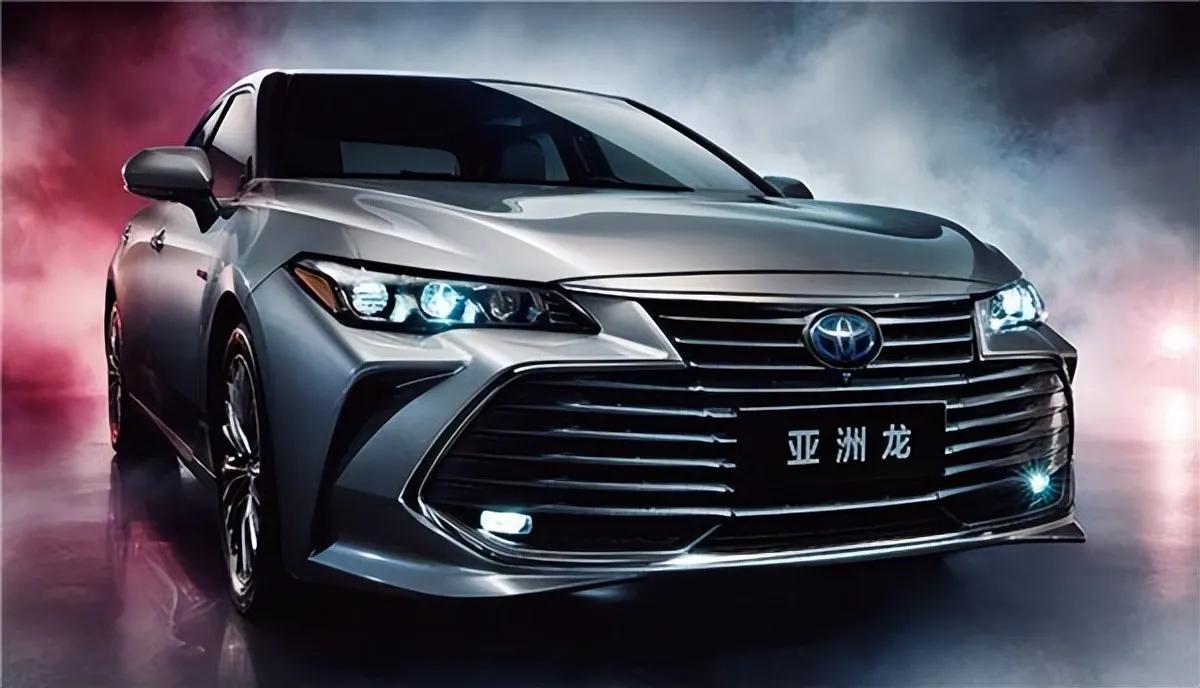 被疯狂DISS工业垃圾的丰田亚洲龙为何销量还能干到8000台？因为丰田懂得降价求