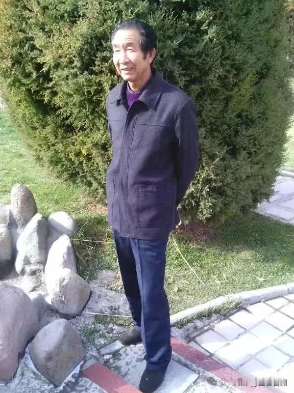 张掖名人（）文学路上的“追光人”