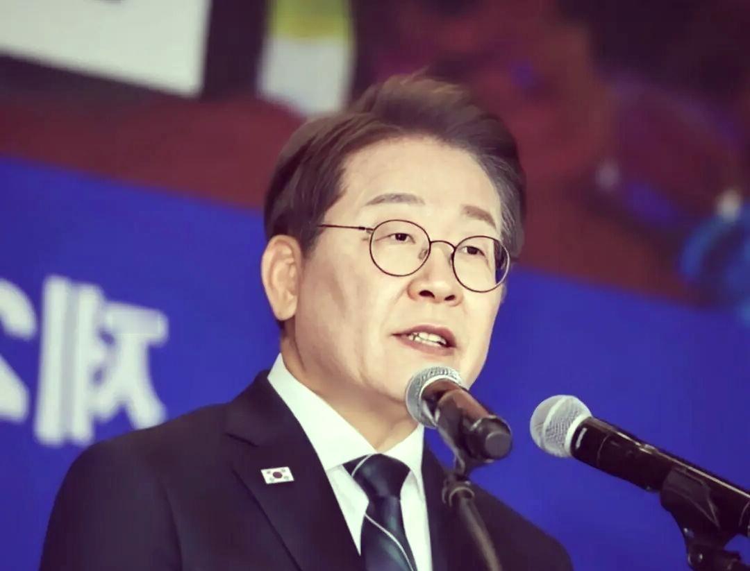 直接不去！韩国表态：拒绝参加日本佐渡金山悼念仪式，已是连续第三年缺席。

9月9