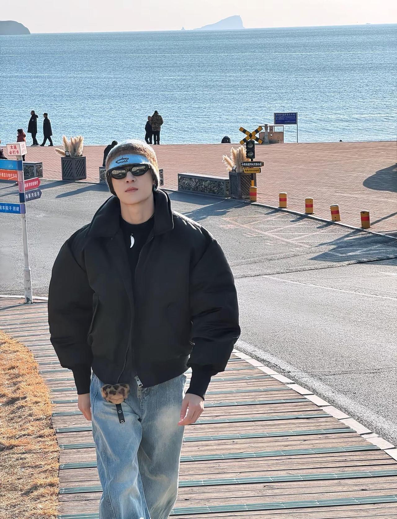 这是一种类似爱情的东西狮子座 海边 林一