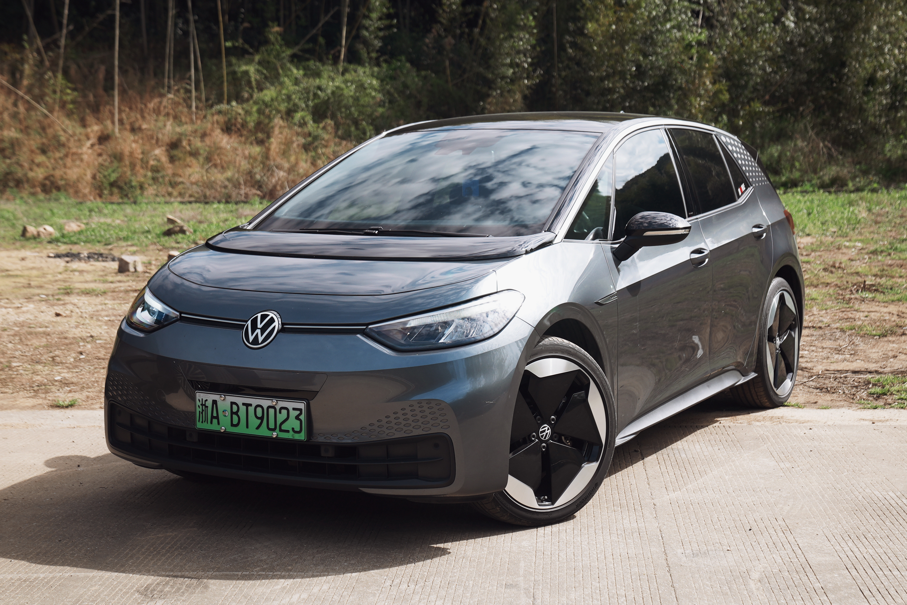 今天开ID.3跑山，好，真好，太好了（词汇量就是那么匮乏） 栗子的id.3