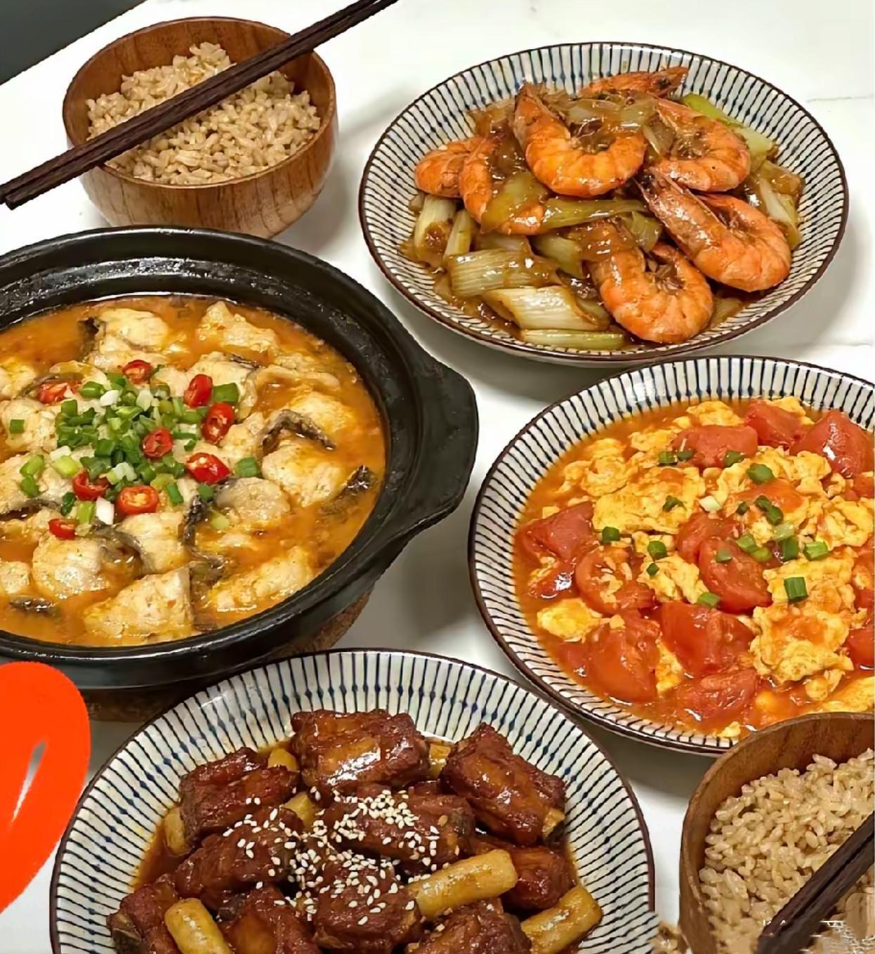 嫁人后，娘家再也不是我的家了
 
今天带孩子回娘家吃饭，哥嫂突然跟我说，让我把房