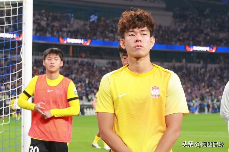 中国足球“伤仲永”的典型代表！据知名体育博主“莱斯特城的小狐狸”透露，此前在西班