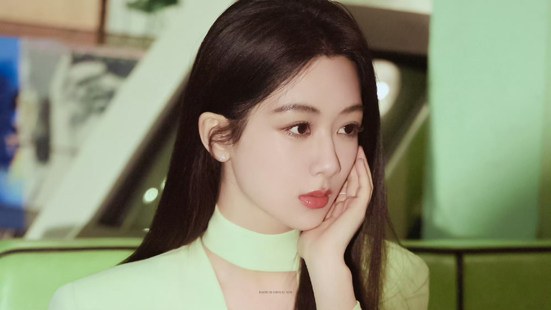 杨紫杨紫5月微博演员影响力TOP1 实力与美貌并存的杨紫！九零后TOP1 
