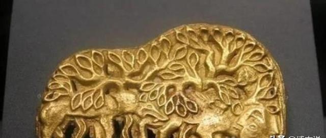 1994年，青海一牧民大白天将妻子拉进屋，妻子见丈夫一副猴急的样子，不屑道：“你