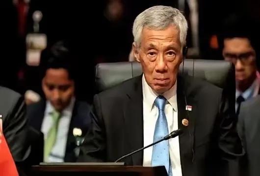 新加坡万万没想到，中国会在海南洋浦港给它来这么一记“釜底抽薪”。

洋浦港现在能