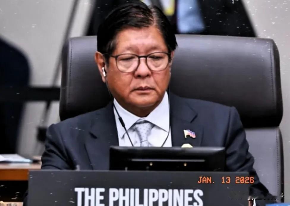 中国又一次霸气的回复:
无论谁何时发表涉华涉海谬论，不管他们找多少帮手，1个、1