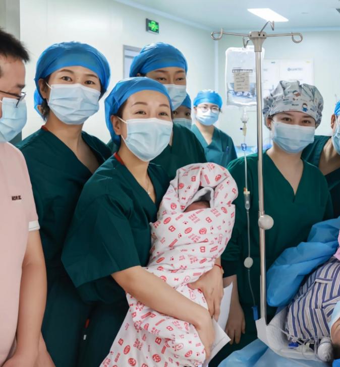 湖北天门夫妻生下一对双胞胎，政府给出的硬核奖励看“酸”了全国网民！


2024