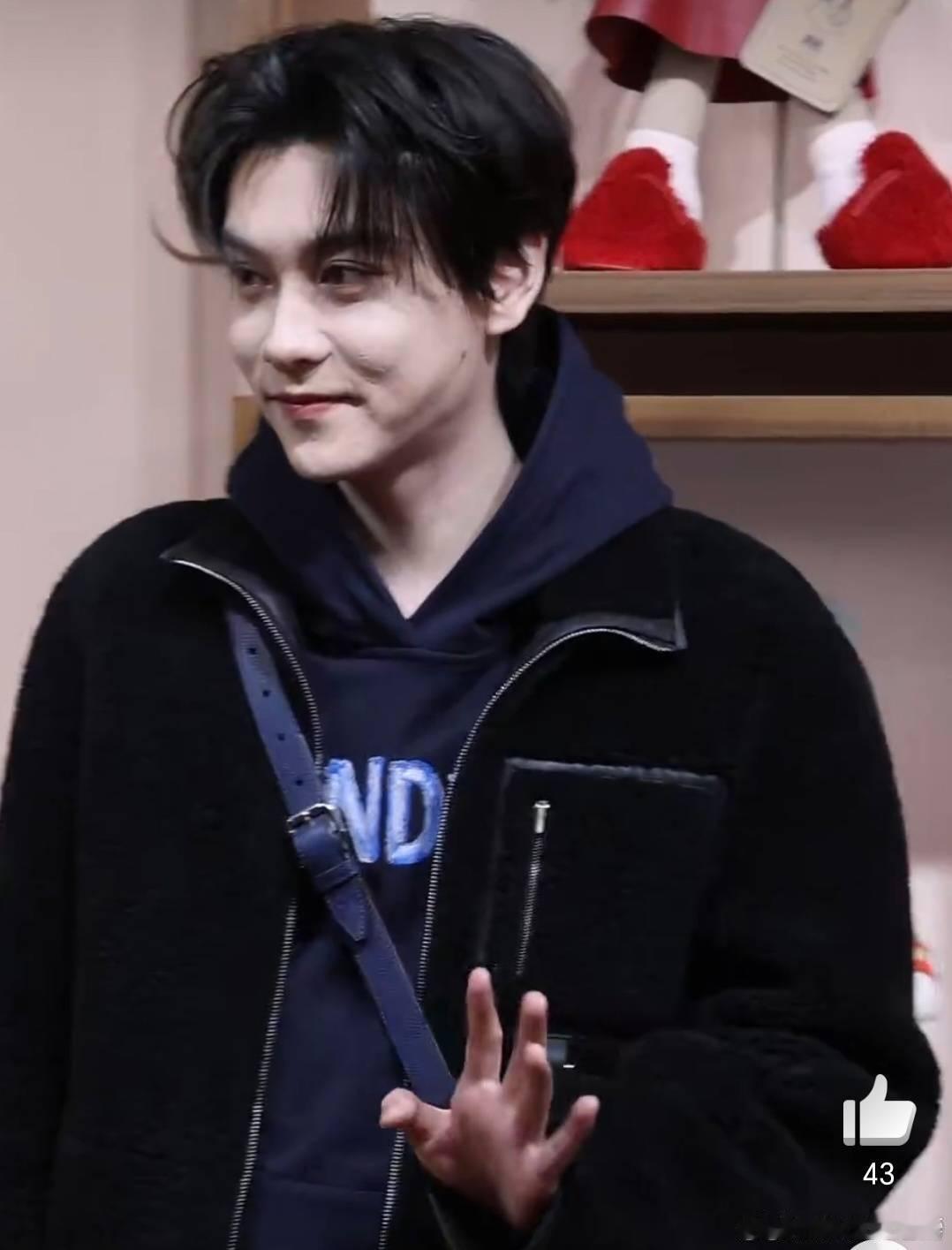 田栩宁穿睡衣还穿打底谁老公？ 