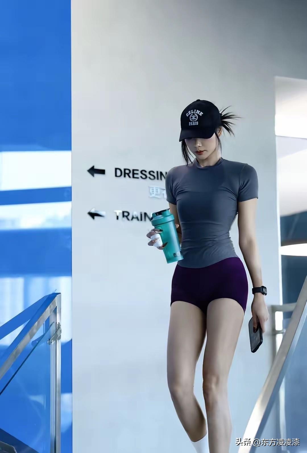 你说女孩的身材是天生长成这样，还是后天练成这样？