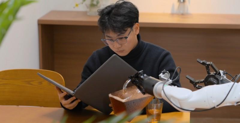 智元机器人近日宣布开源全球首个基于全域真实场景的百万真机数据集AgiBot Wo