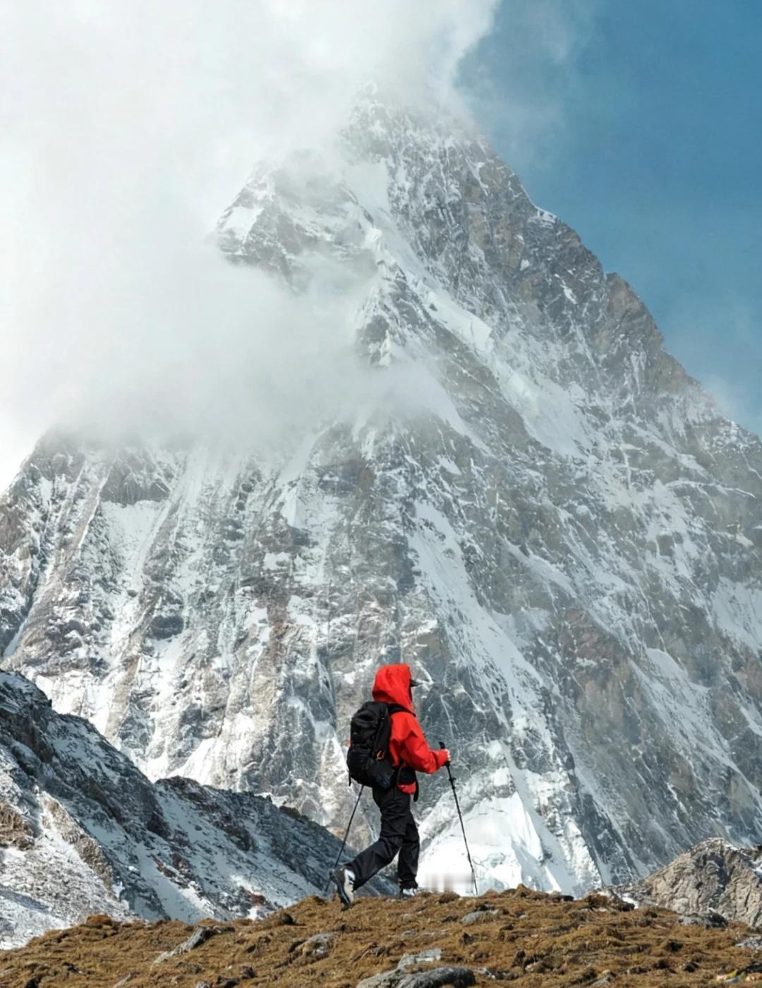 我很少用“震撼”来形容一个地方‼️
谁懂啊！我在库拉岗日的4天里，我每天都在被雪