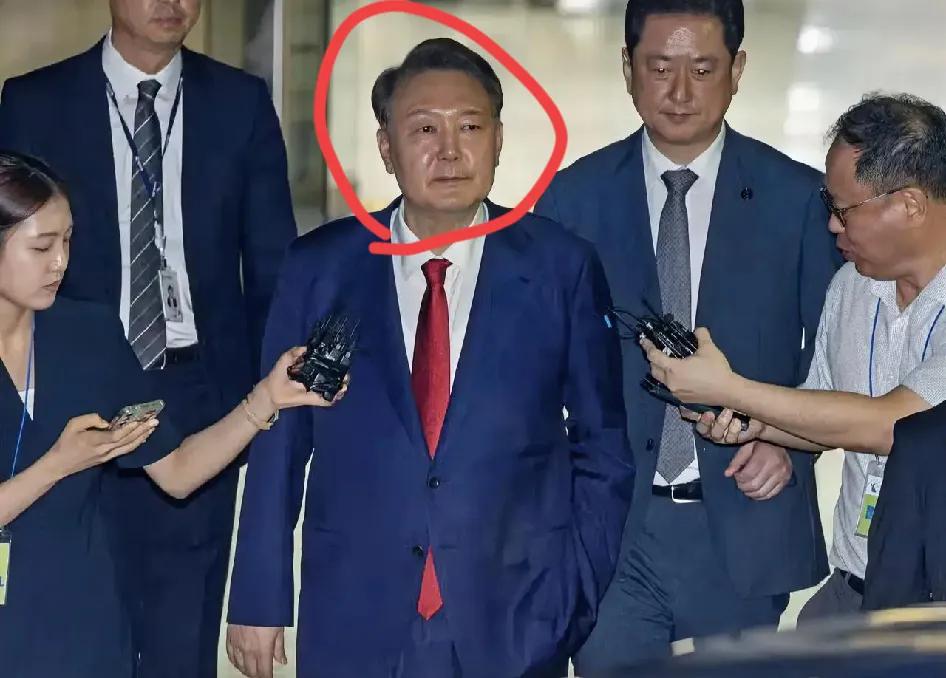 尹锡悦夫妇迎来关键一周，夫妇二人都将遭遇审讯，检方做好“动武”准备！

本周，调