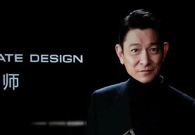 刘德华，反而卡住了华为的高端化天花板。
 
你以为是锦上添花？错了。他一来，直接