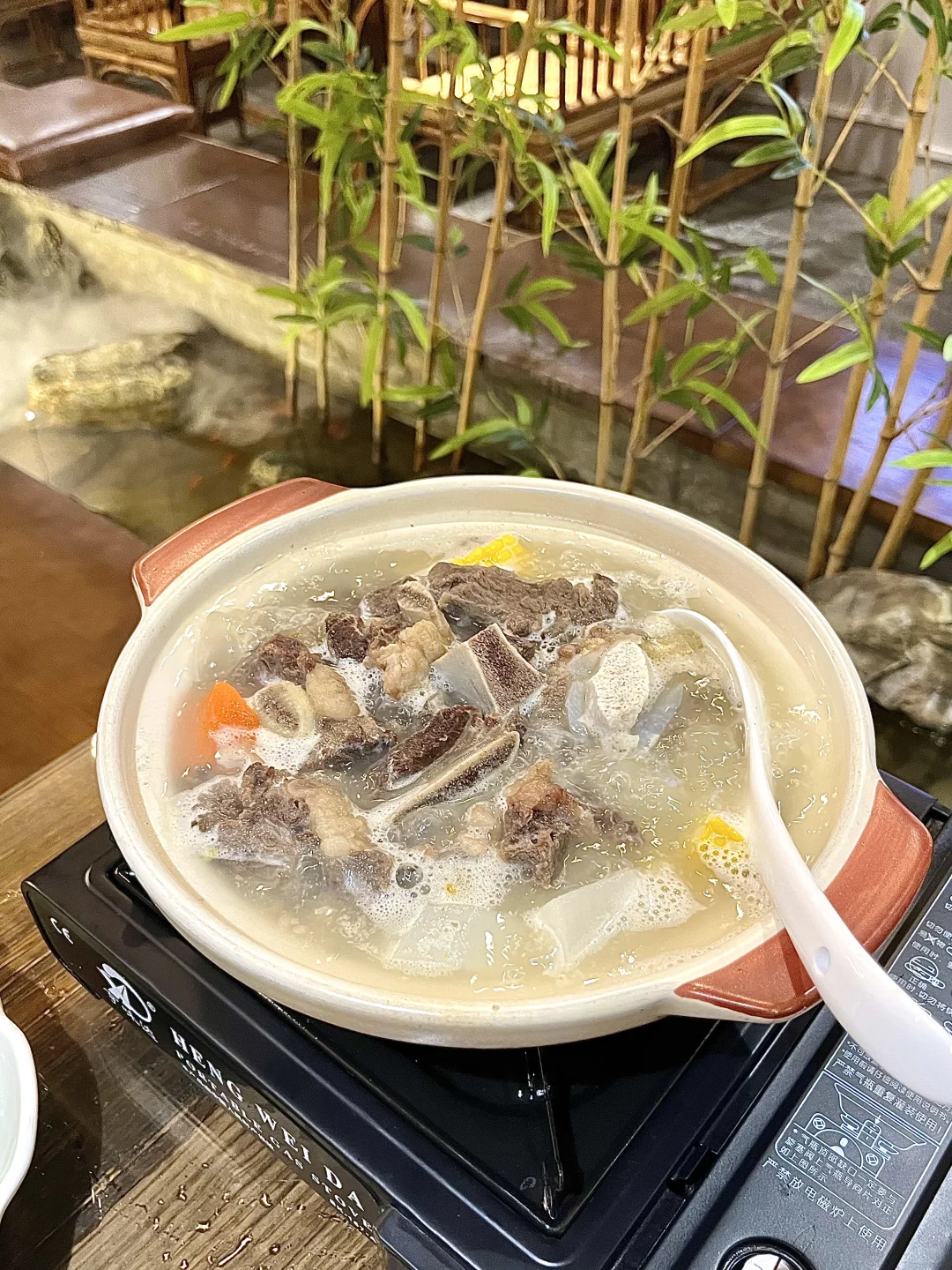 中山：）新开的园林风粤菜馆！牛肉好好吃啊😋