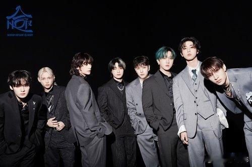 Stray Kids连续六张专辑登顶公告牌主榜/韩国男团Stray Kids凭借