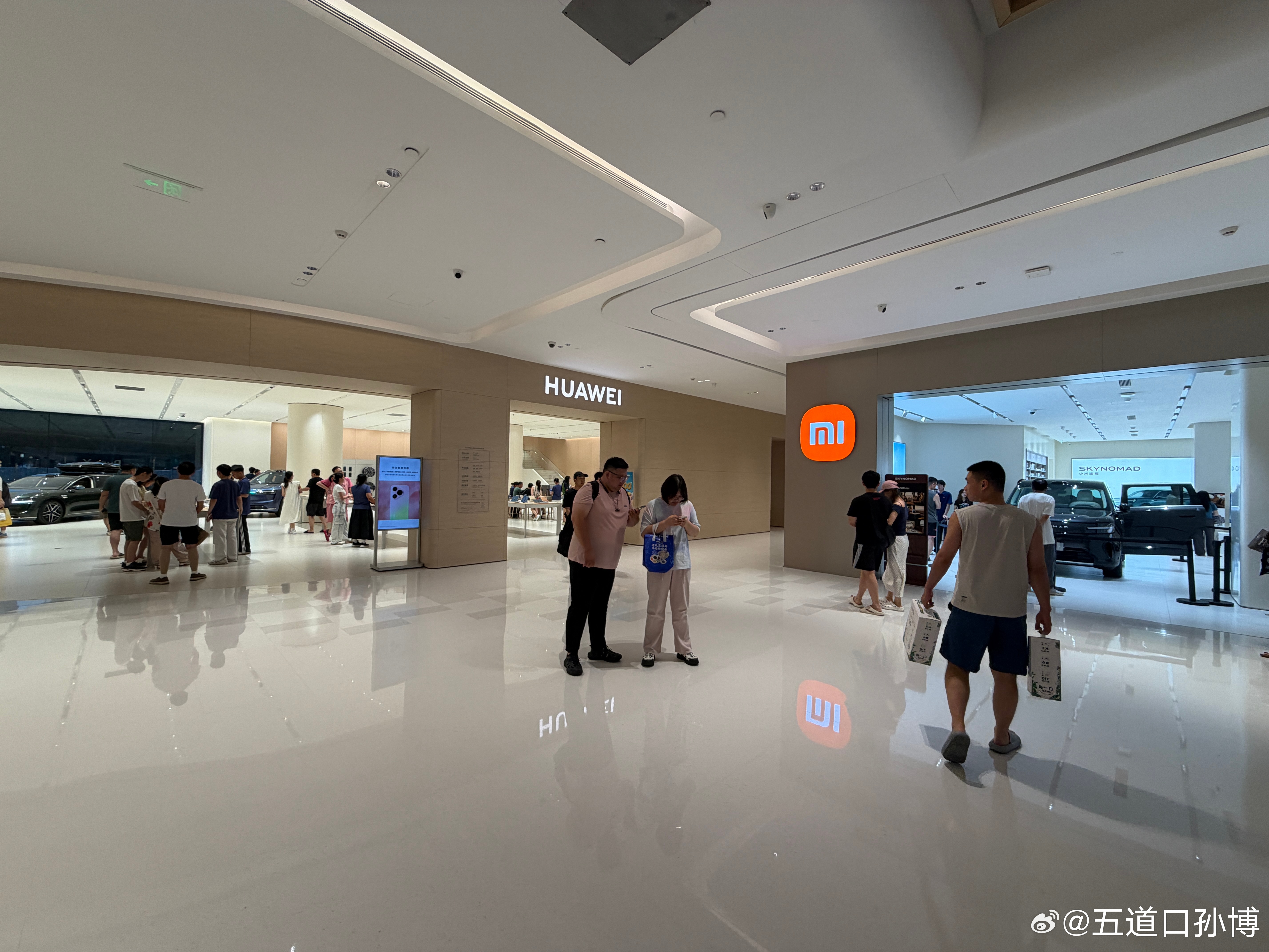 最近感觉，，，，，，真的是，，，，，，比冷战的美苏还要针尖对麦芒。。。PS ：题