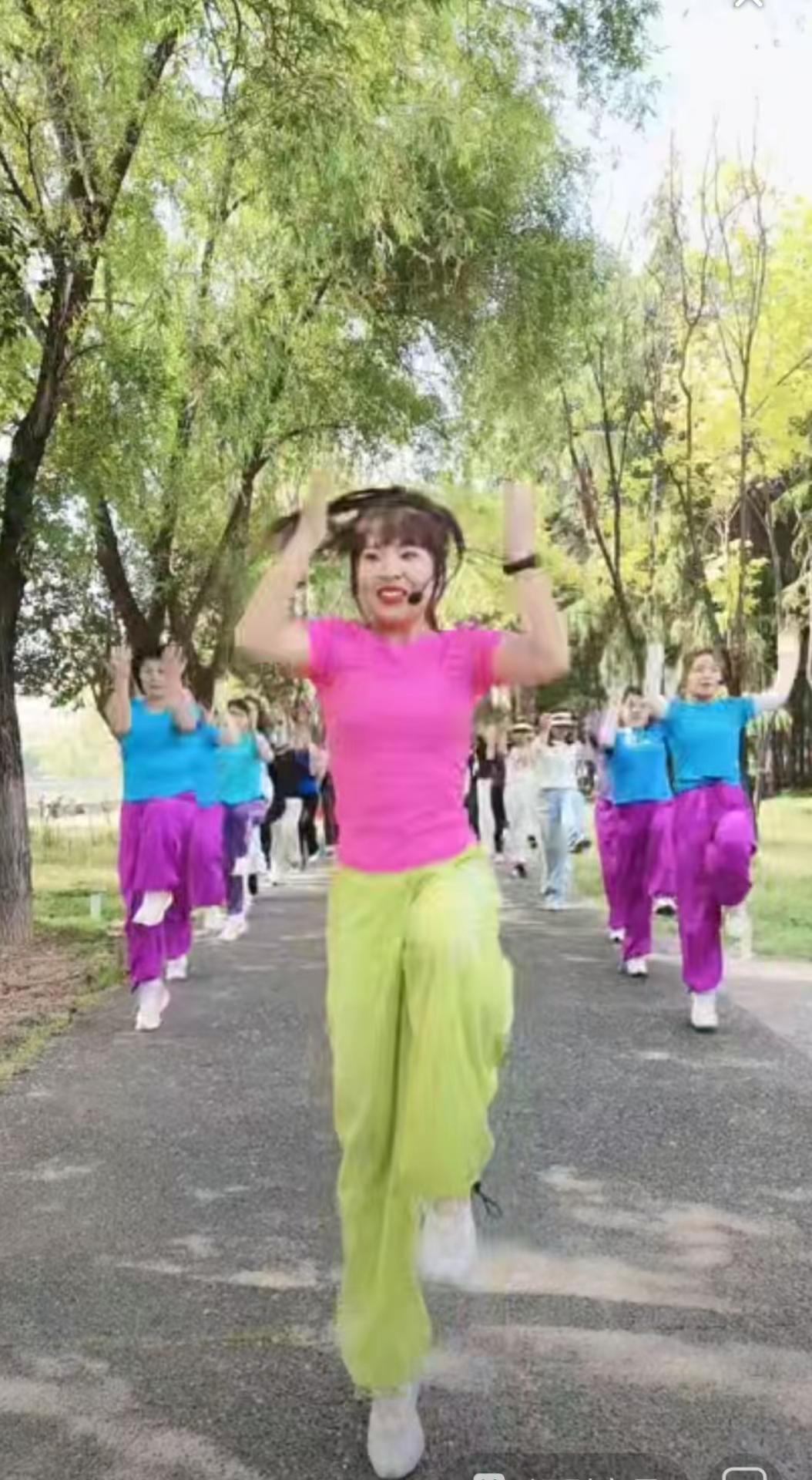 喜欢跳舞的一起来