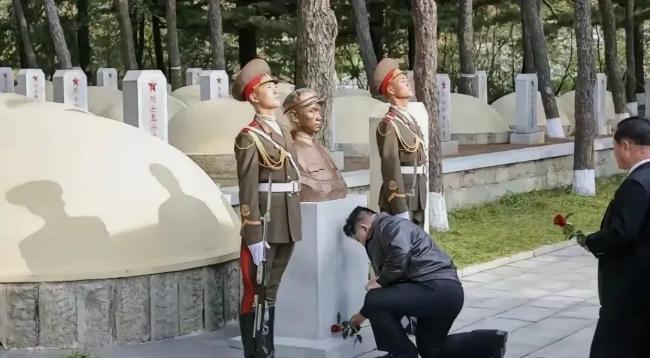 首访平壤，中国把最重的筹码压上桌了！很多人以为这只是外交走程序，礼节性访问。
